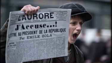 J'accuse film trailer button