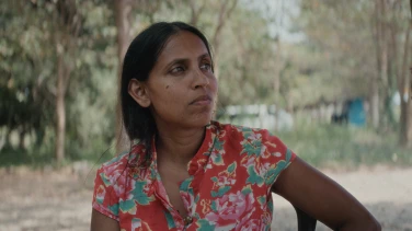 Elephants & Squirrels film trailer button