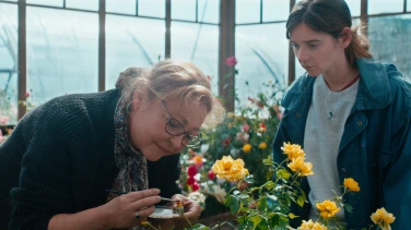 La Fine Fleur film trailer button
