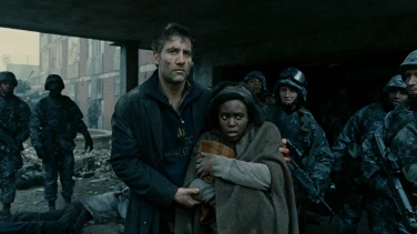 Children of Men film trailer button