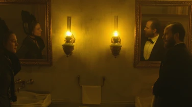 Tchaikovsky's Wife film trailer button