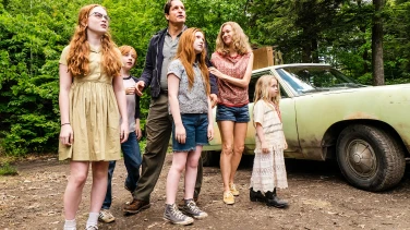The Glass Castle film trailer button