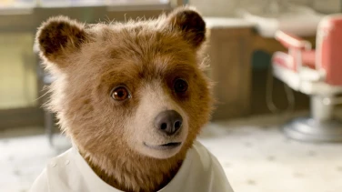 Paddington 2 film trailer button