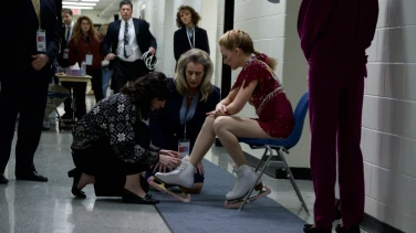 I, Tonya film trailer button