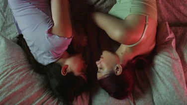 Come Closer film trailer button