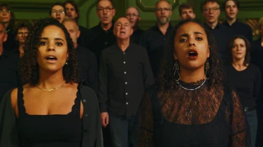 Melodie film trailer button