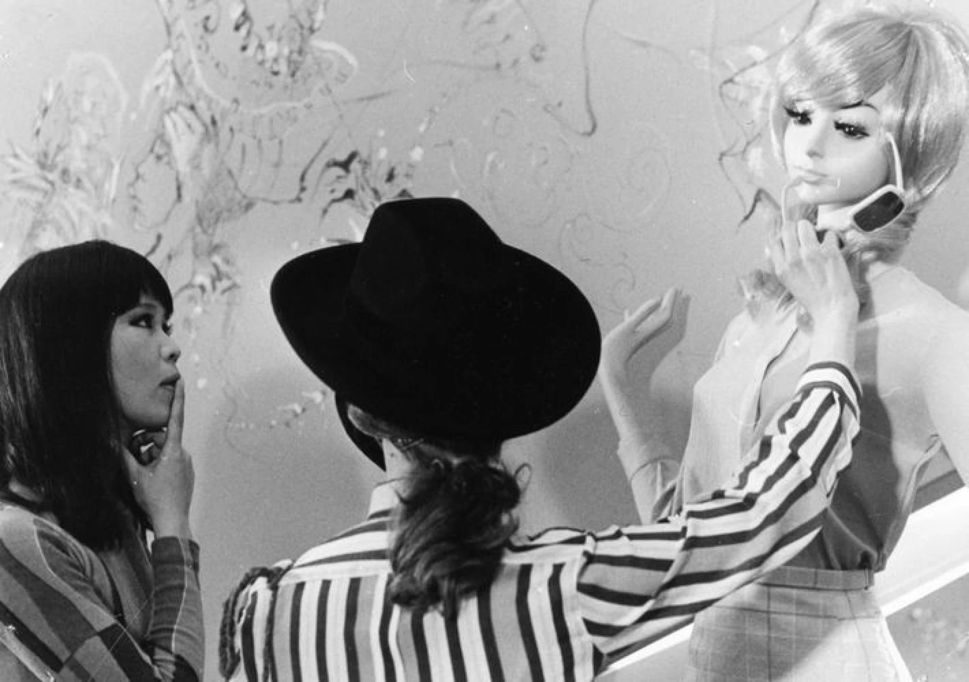 Quatre d'entre elles hero banner image placeholder