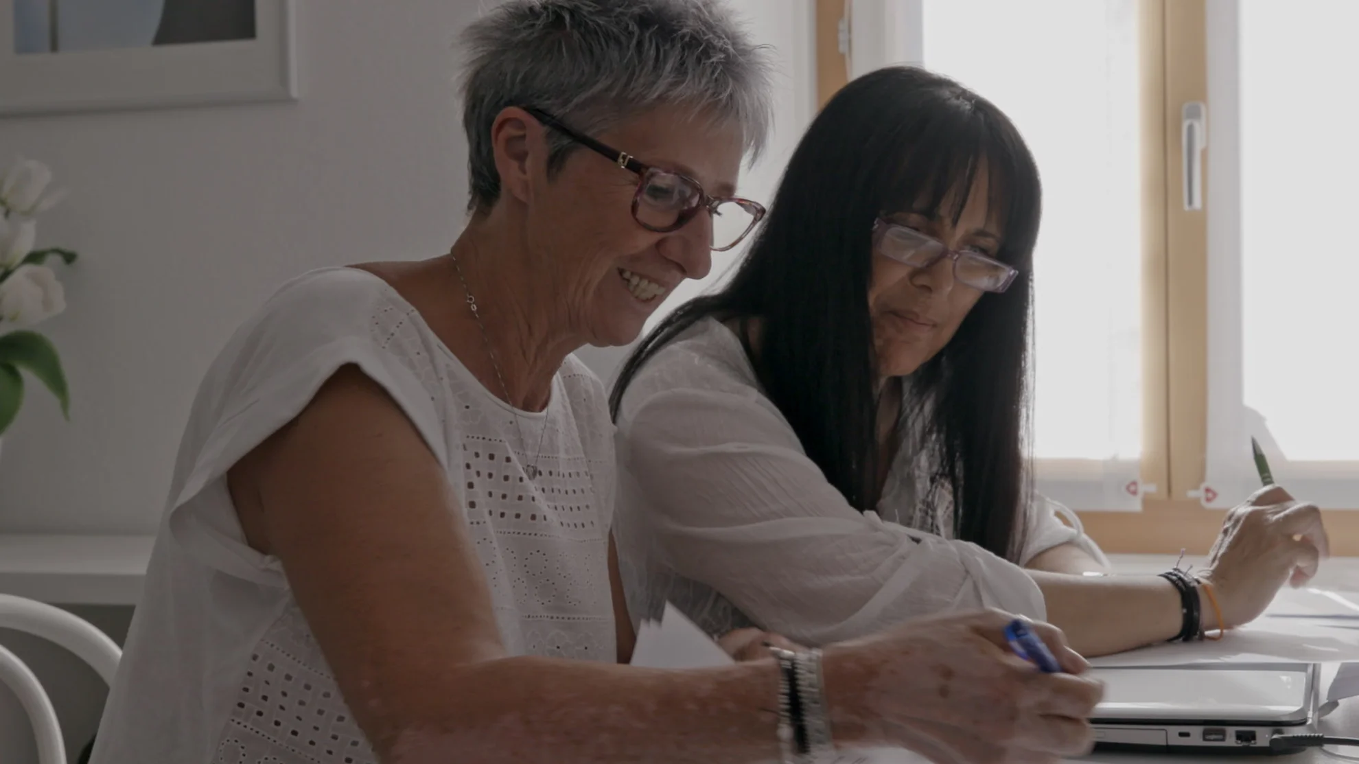 Les Nouvelles Èves hero banner image placeholder