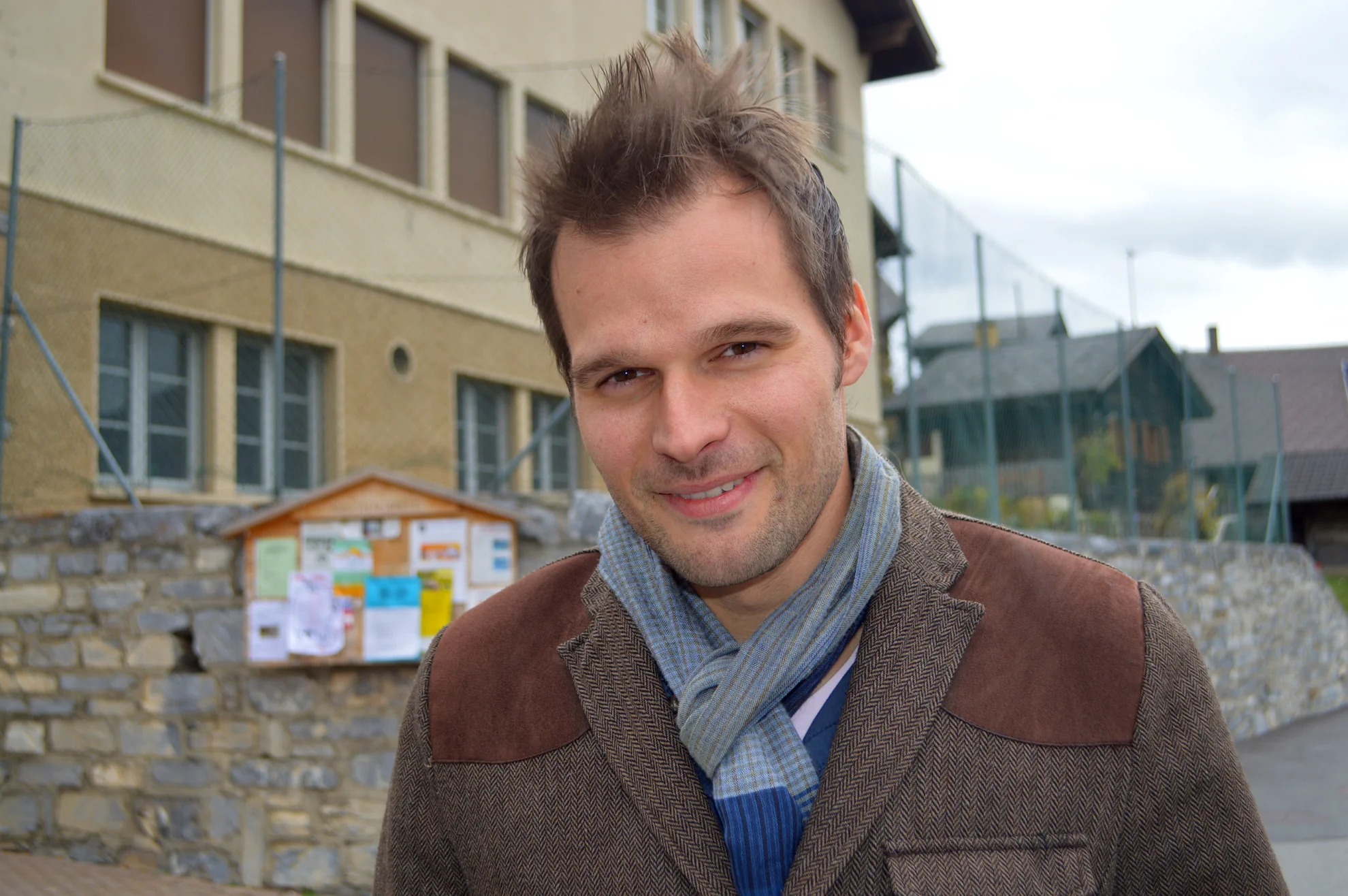 Bratsch - Ein Dorf macht Schule hero banner image placeholder