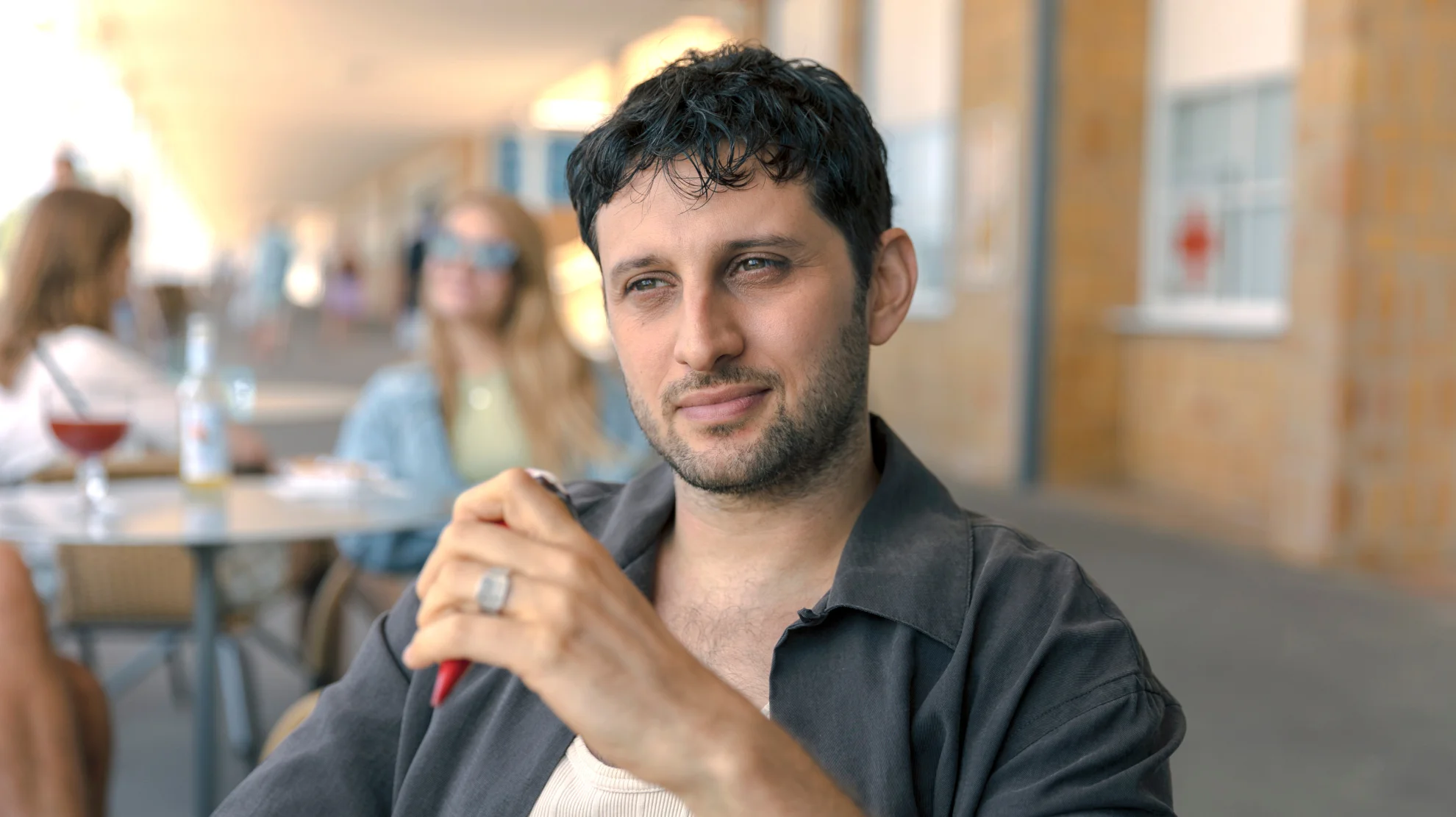 Lieblingsmenschen hero banner image placeholder