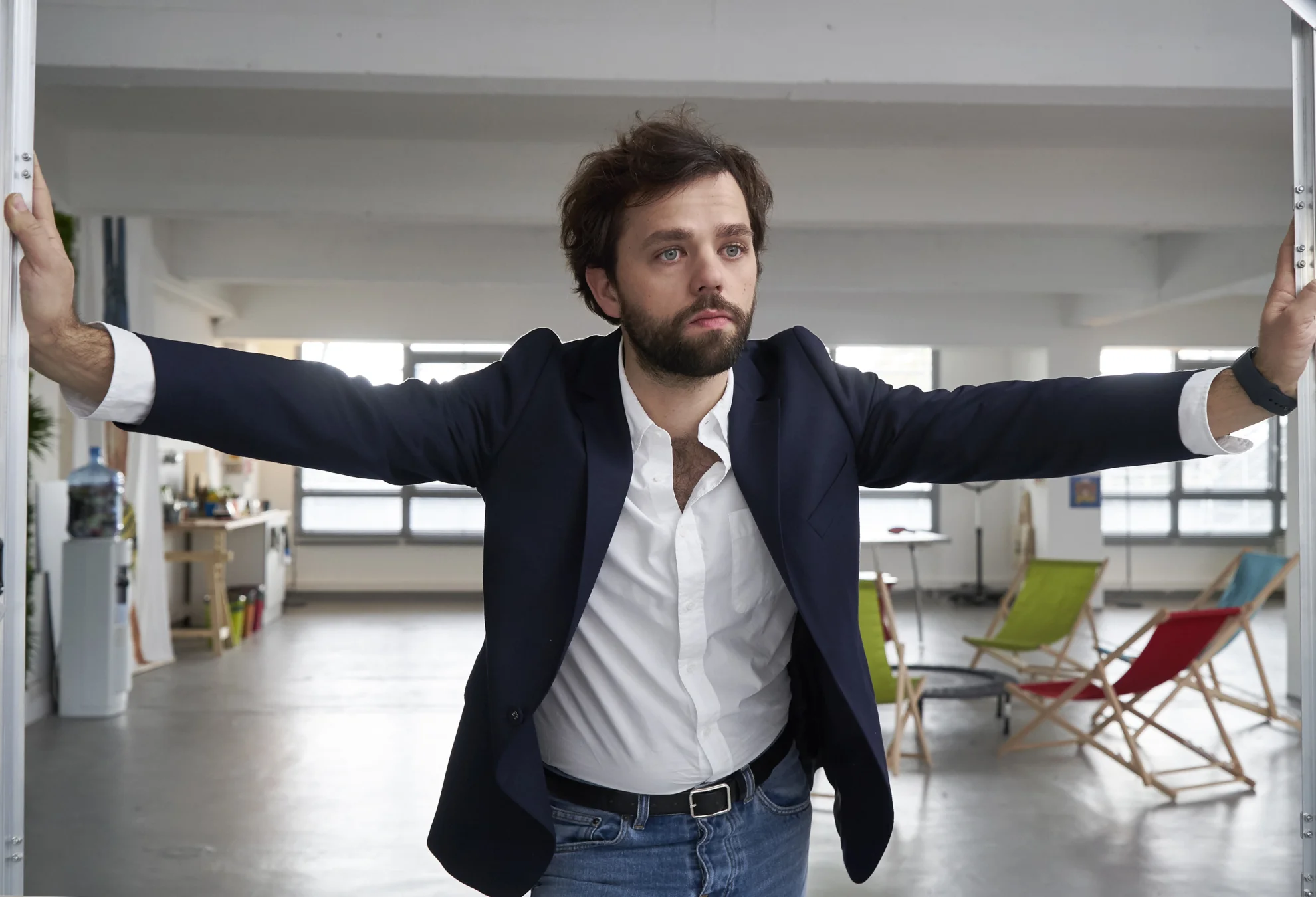 Les 2 Alfred hero banner image placeholder