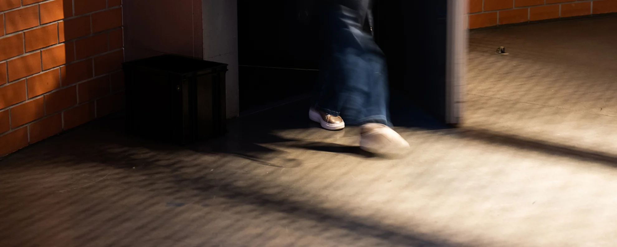 Kontakt & Öffnungszeiten hero banner image