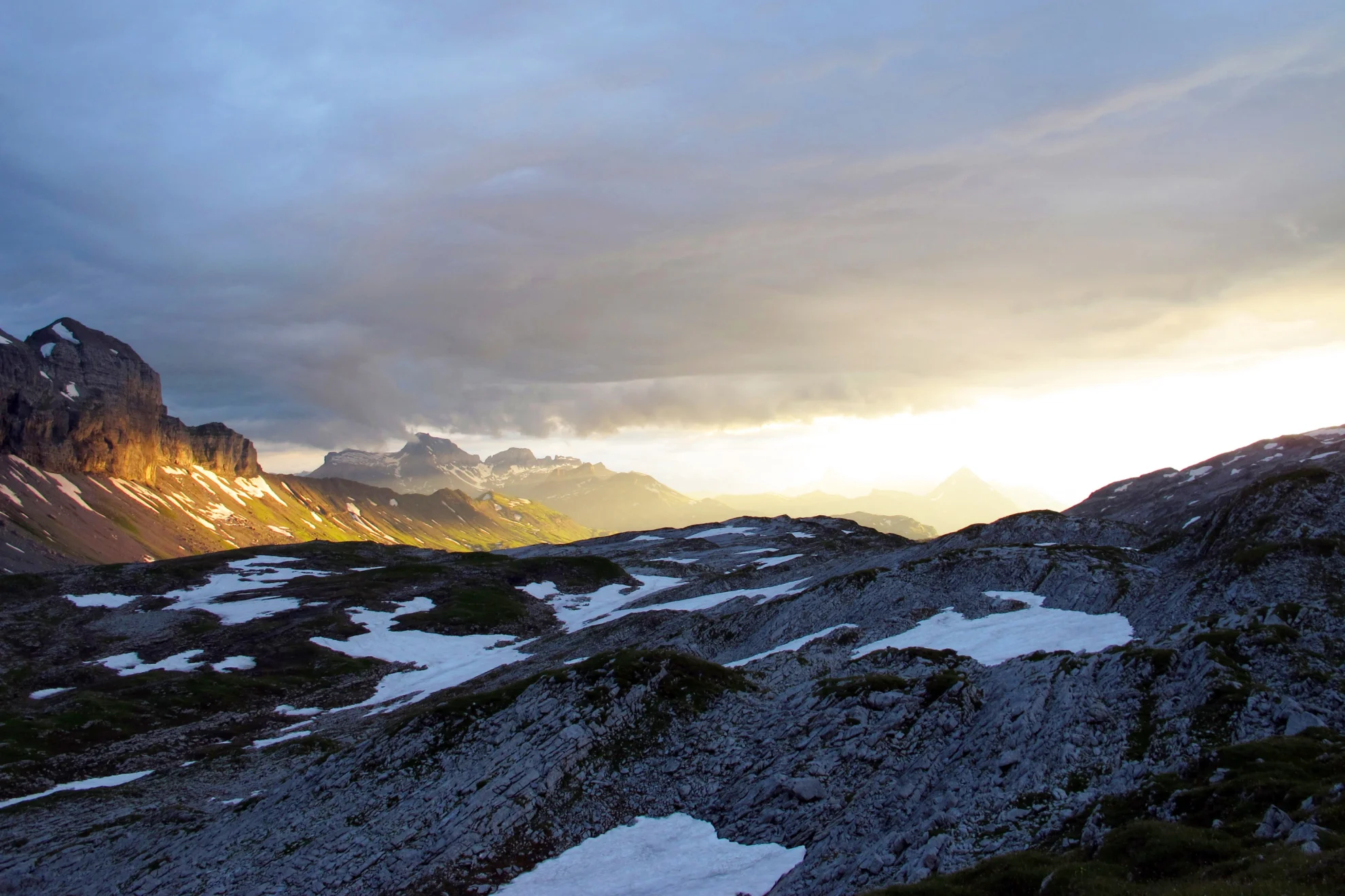 Alpzyt hero banner image placeholder