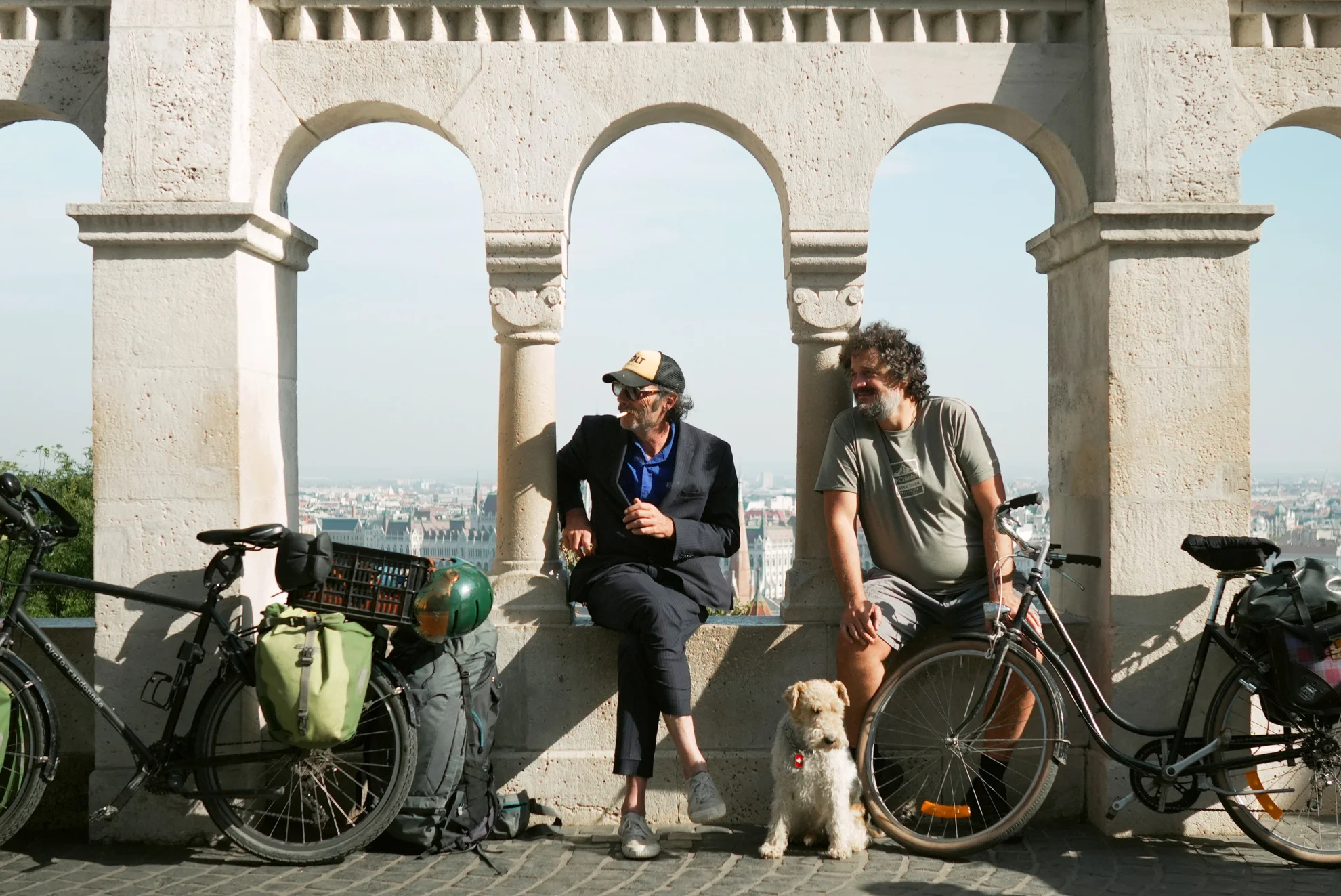 À bicyclette! hero banner image placeholder