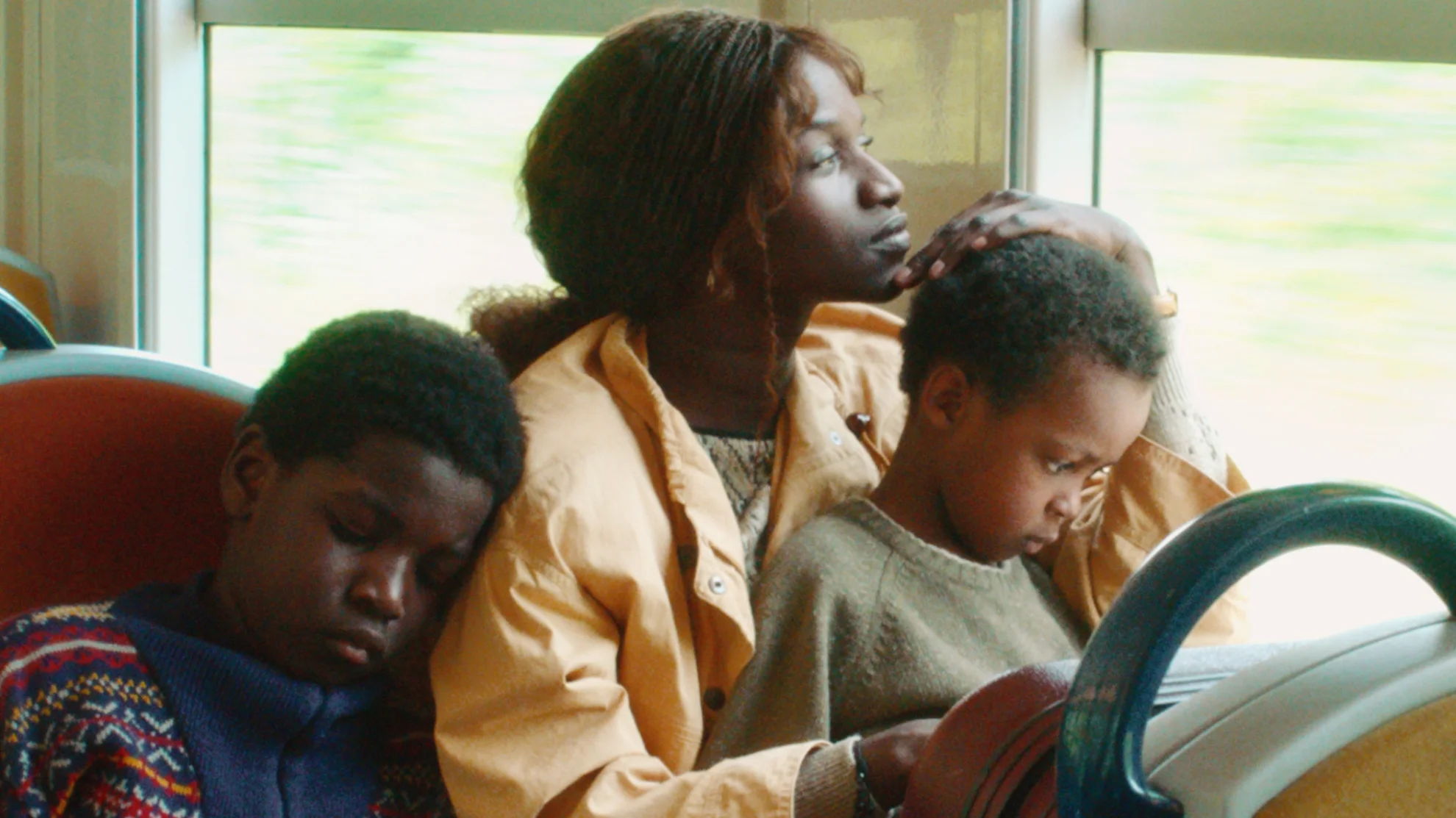 Un petit frère hero banner image placeholder