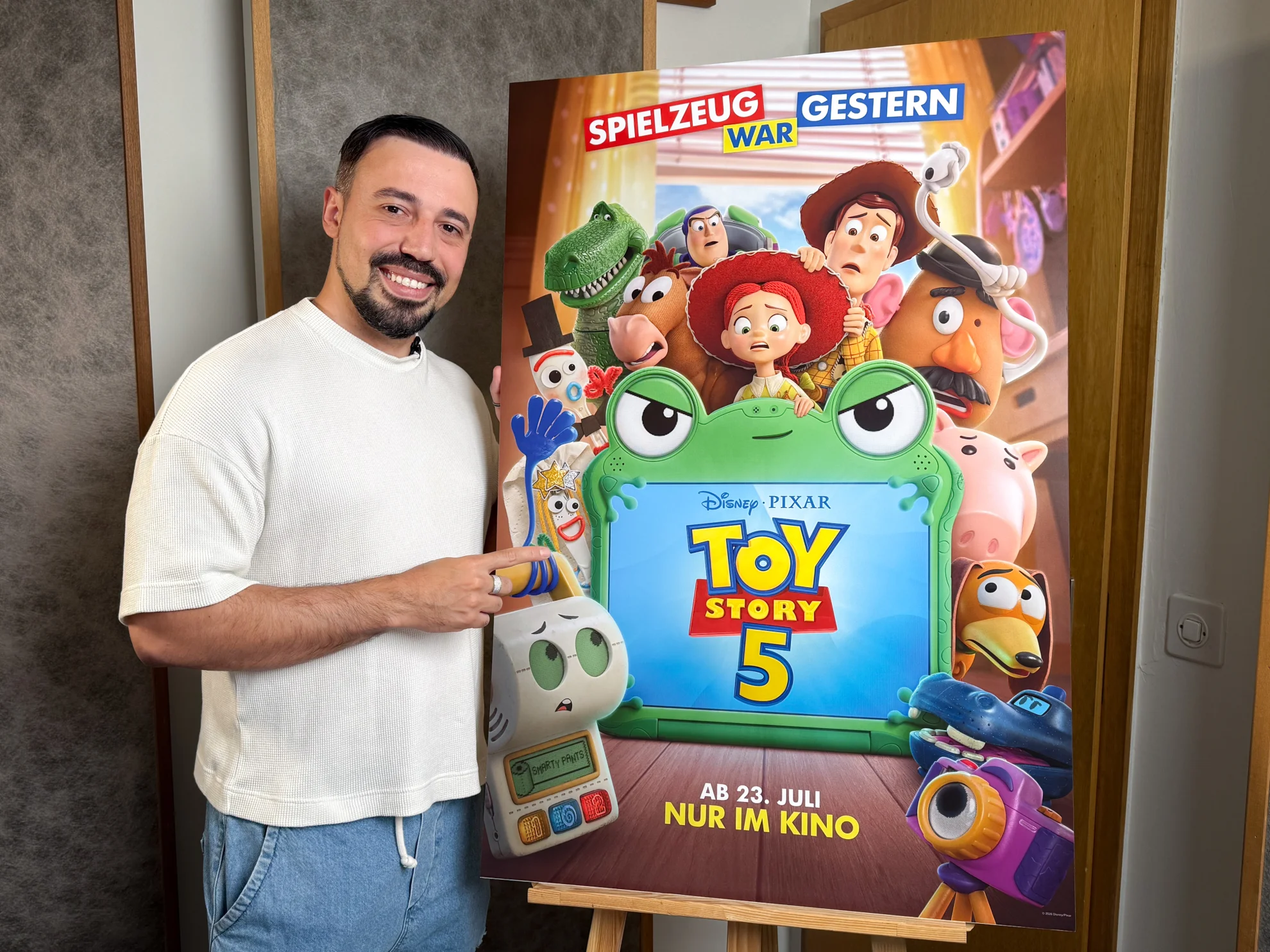 Toy Story 5 hero banner image placeholder